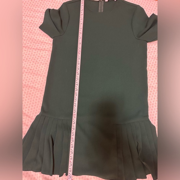 Mini Green dress - Picture 11 of 13